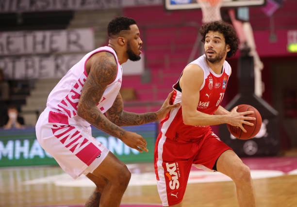 战自我的勇 战自我的勇